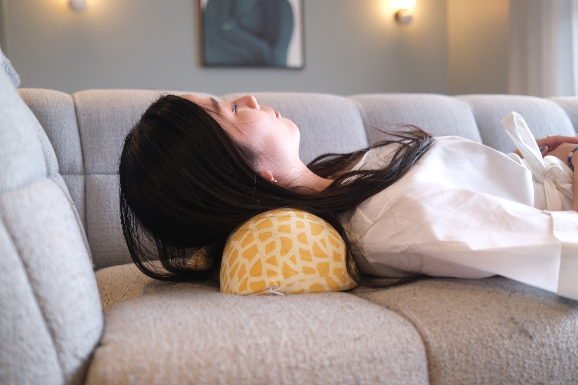 Shiatsu Massage Pillow (Peanut)